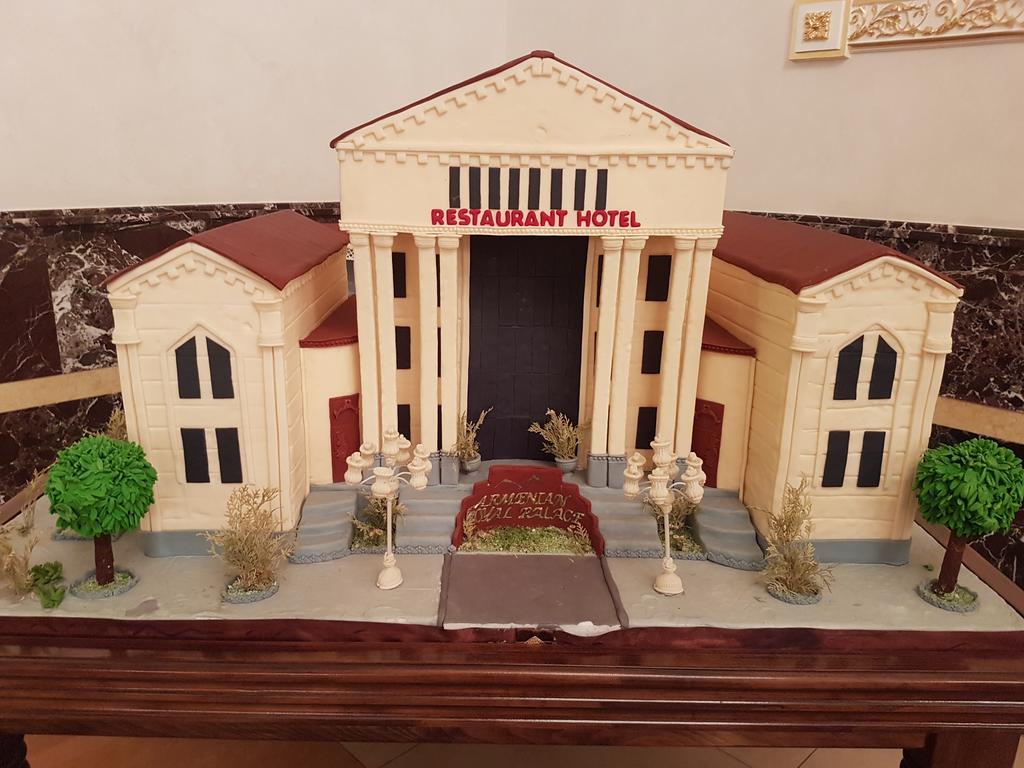 Armenian Royal Palace Ереван Екстериор снимка